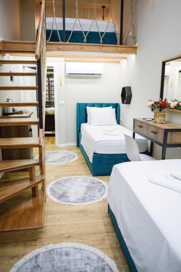 Duplex Rooms Korce Eksteriør billede