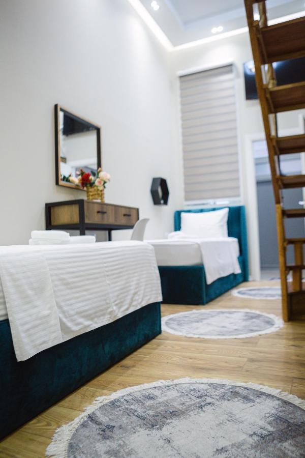 Duplex Rooms Korce Eksteriør billede